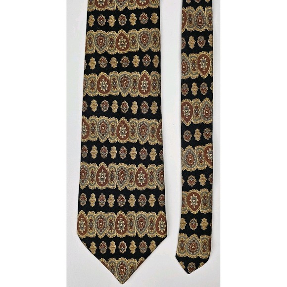 Brooks Brothers Other - Brooks Brothers Makers Tie All Silk Black Gold Tan Geometric Pattern USA